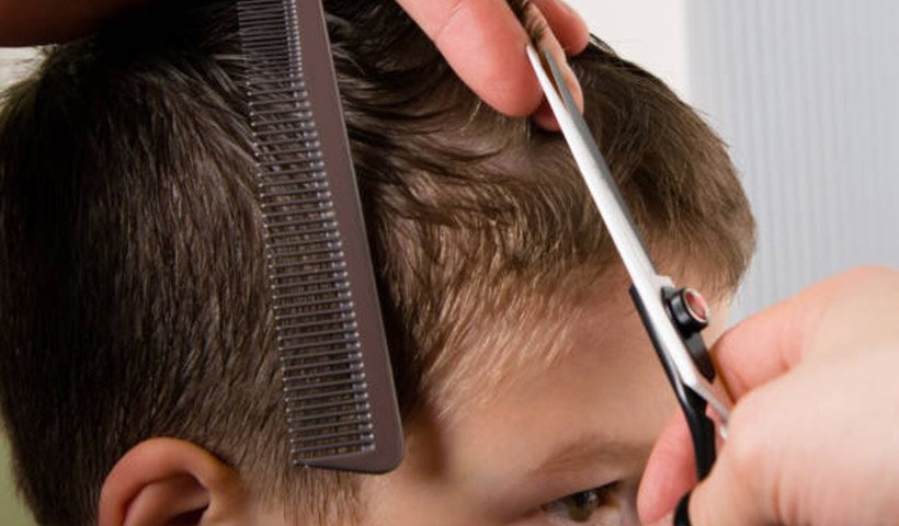 Corte de cabello para niños en casa