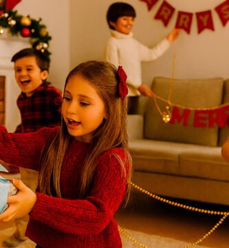 Decoraciones navideñas caseras que encantan a los niños