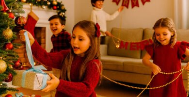 Decoraciones navideñas caseras que encantan a los niños